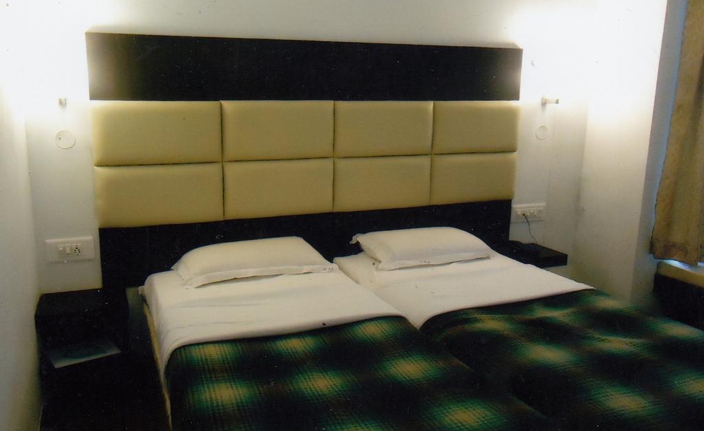 Hotel New Rajdarshan Madikeri Zimmer foto