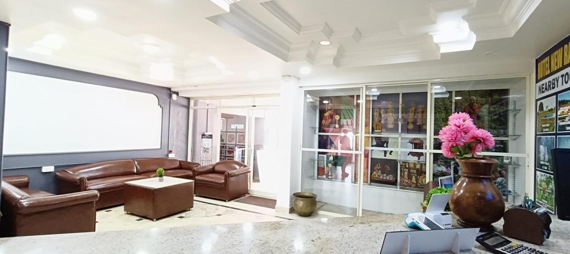 Hotel New Rajdarshan Madikeri Exterior foto