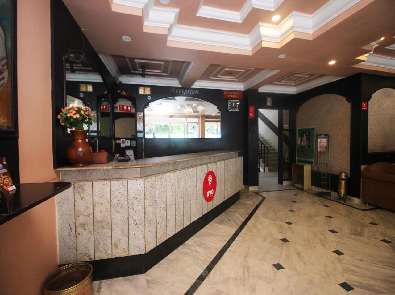 Hotel New Rajdarshan Madikeri Exterior foto